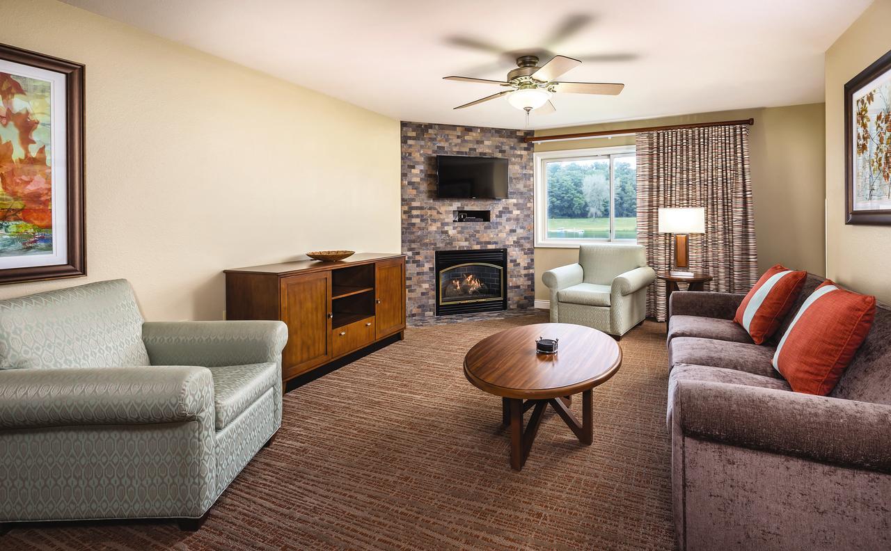 One-Bedroom Suite