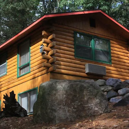 Log Cabins At Meadowbrook Resort-2