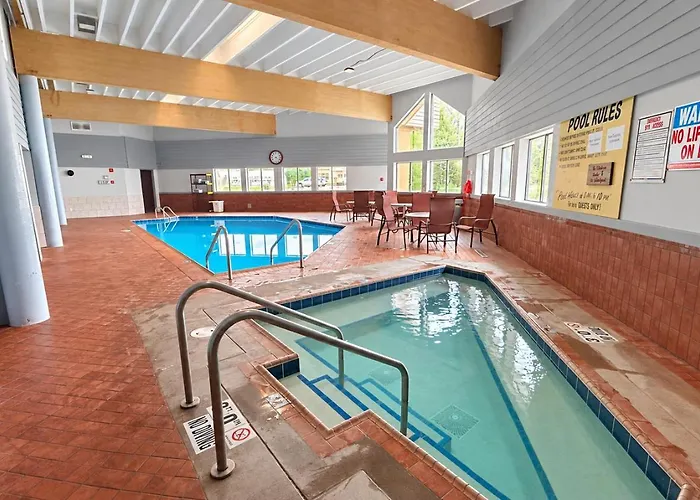 Super 8 By Wyndham Wisconsin Dells Hotel